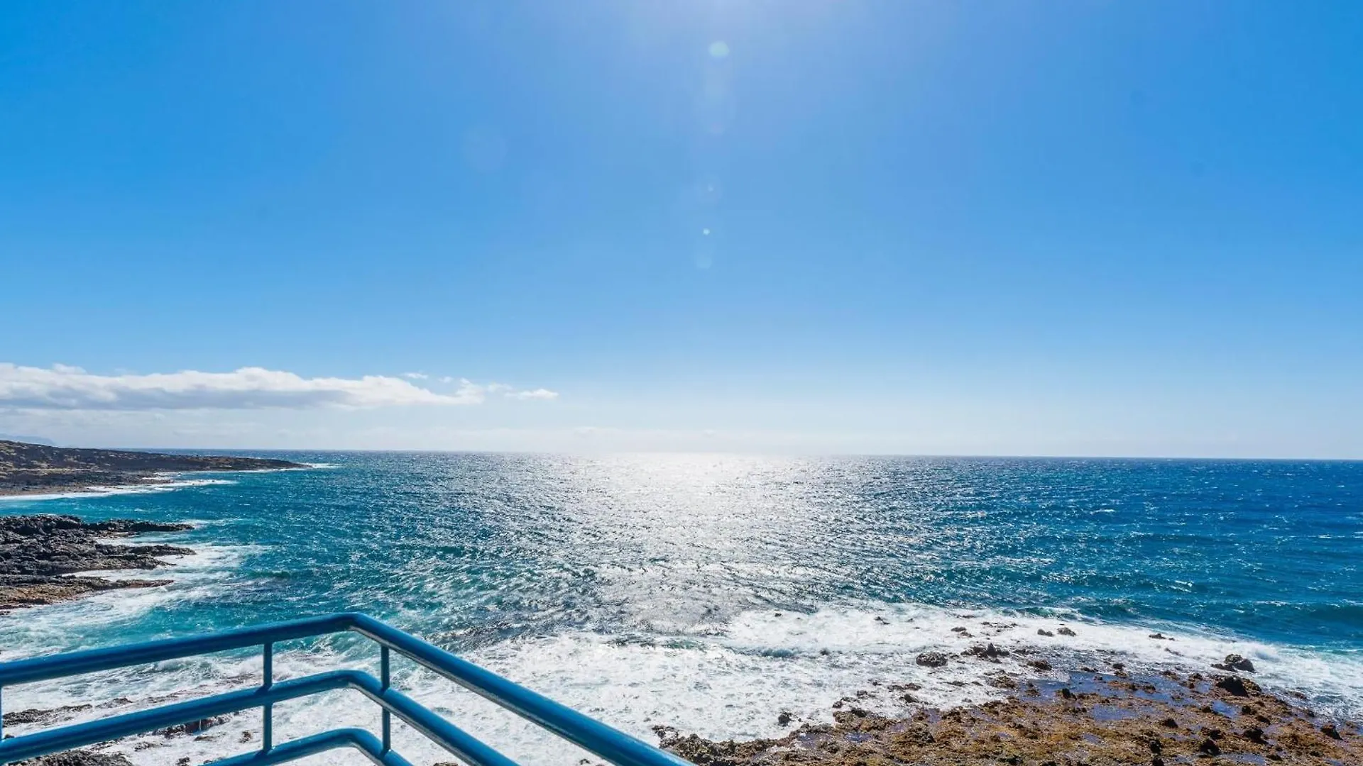 La Mar Loft Apartment With Hot Tub Puertito de Guimar Σπίτι διακοπών